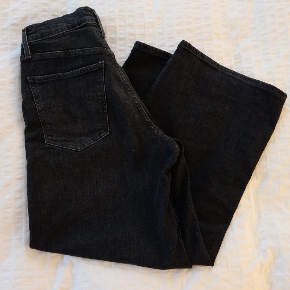 Levi's Wide-Leg Crop Washed Black Jeans